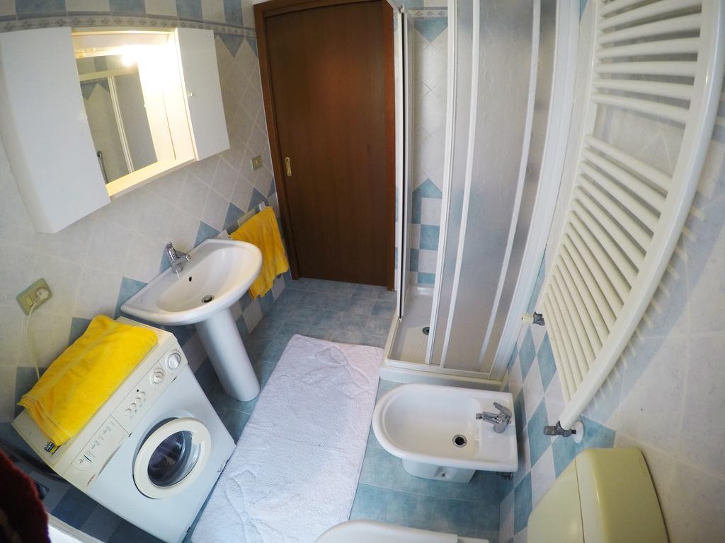 Residence Pineta - Agenzia Cocal Каорле Номер фото